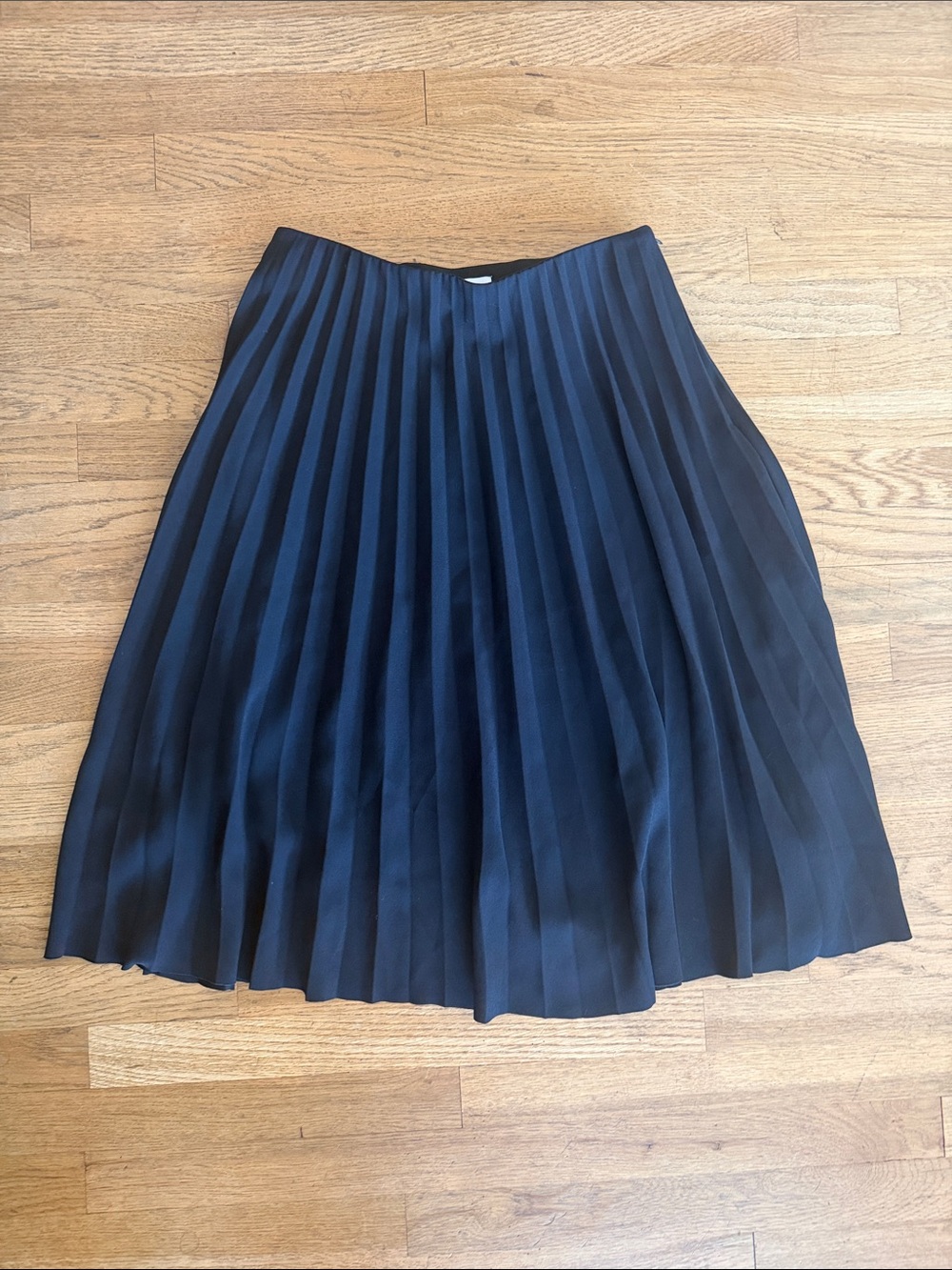 Everlane Navy Pleated Midi Skirt black size 4